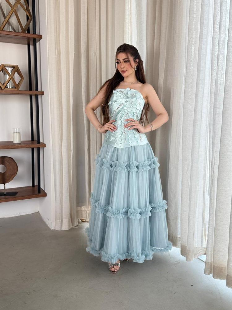 Sky blue evening dress with three-dimensional flowers