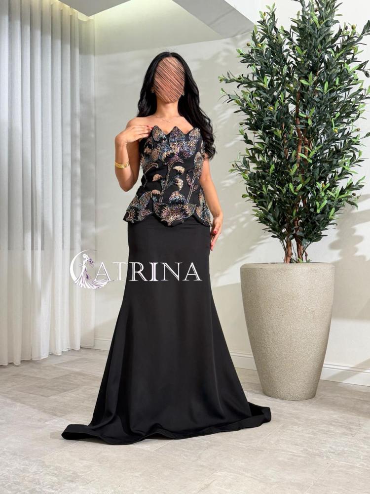 Black evening dress with luxurious embroidery