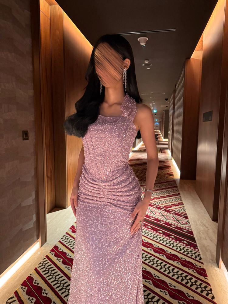 Luxurious evening dress