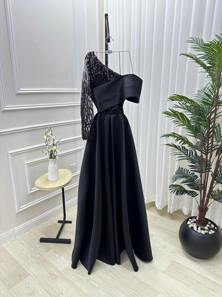 Elegant black evening dress