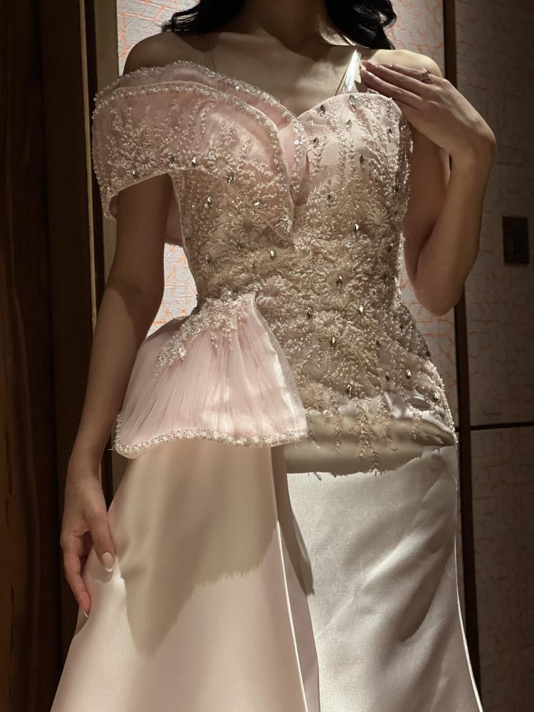 Luxurious pink embroidered evening dress