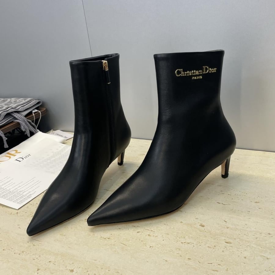 بوت ديور (Dior) كاحل "My-D"