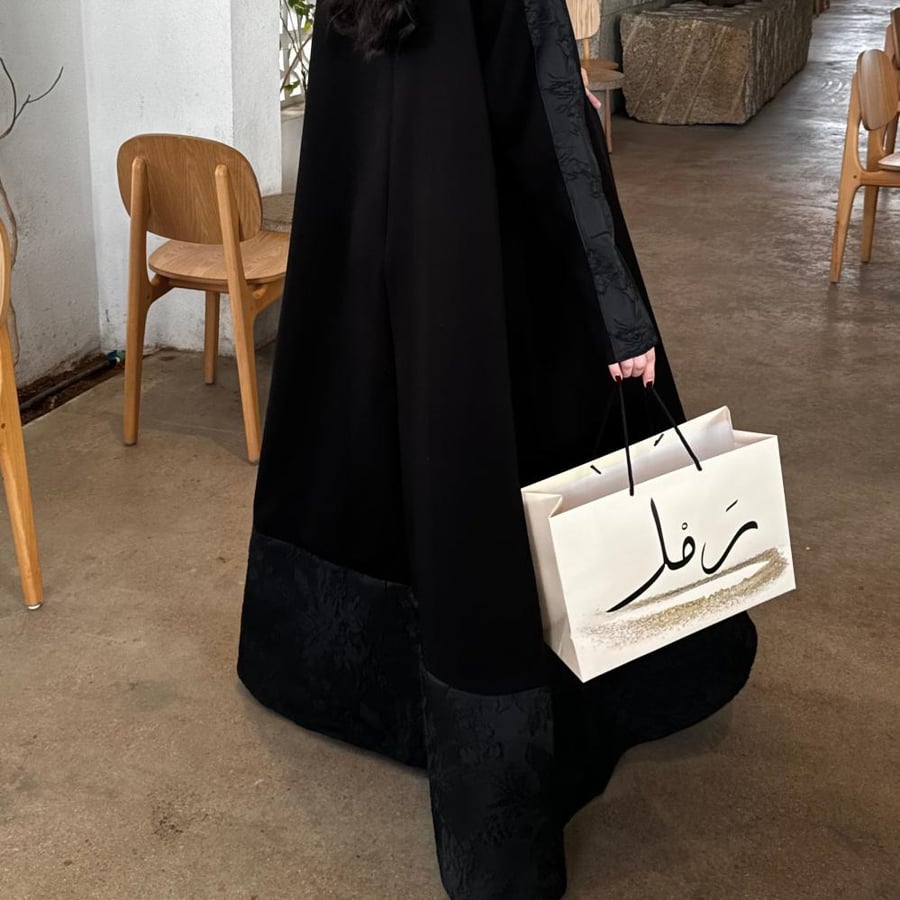 عباية R2