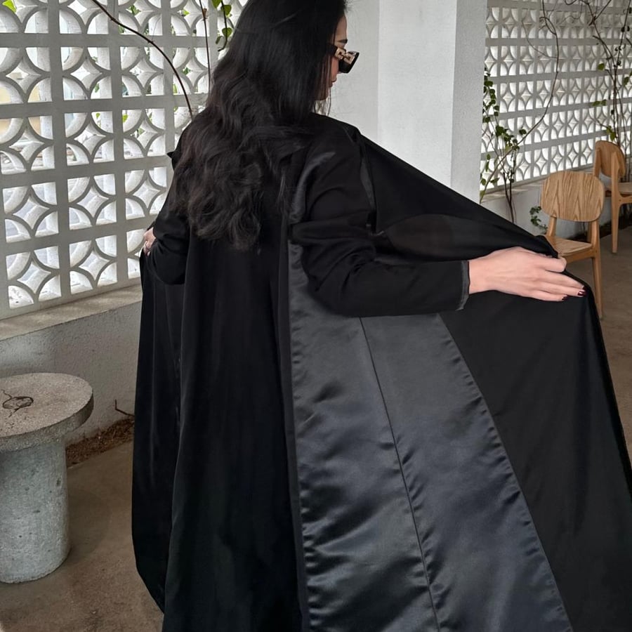 عباية R1