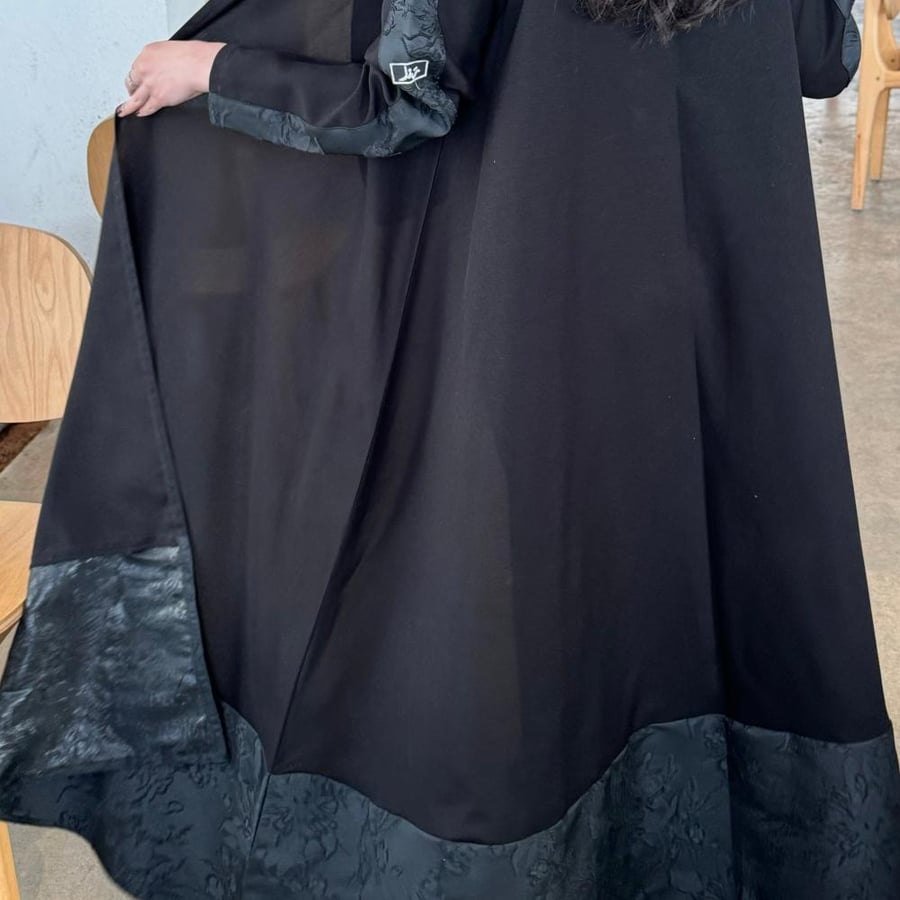 عباية R2