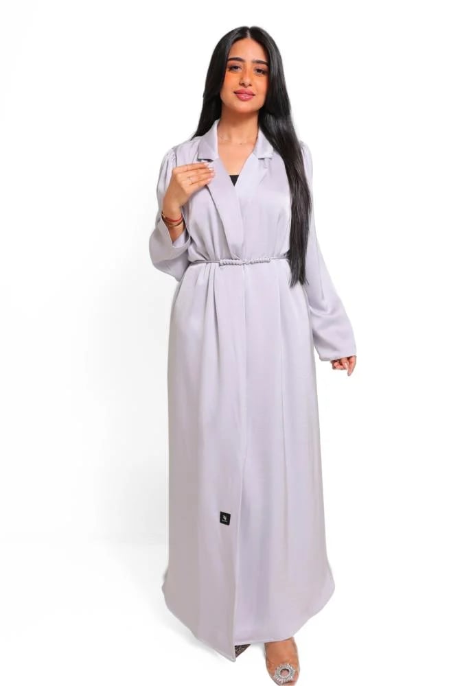 عباية لف ياقة بربطة في الخصر 503224