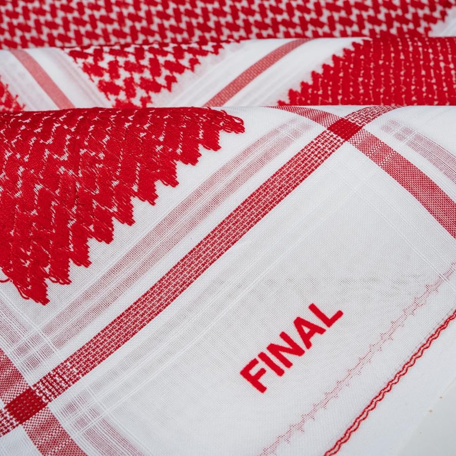 شماغ FINAL الأحمر