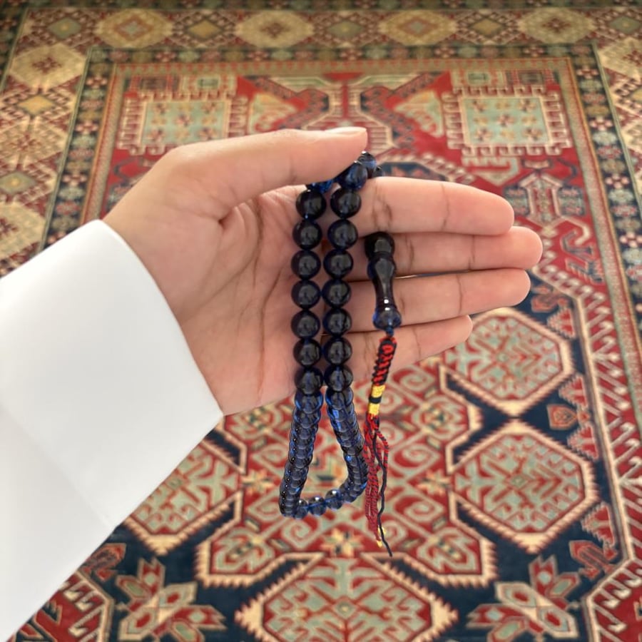 سبحة زعفراني فواح حربا شكة أحمر