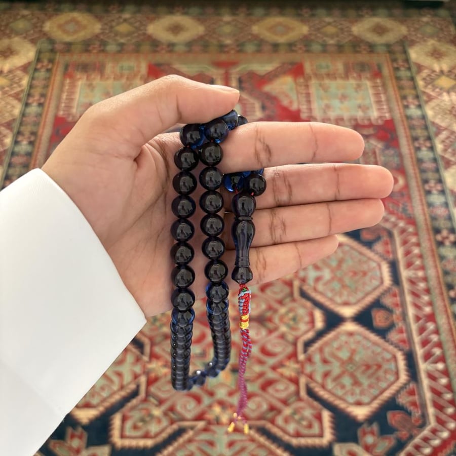 سبحة زعفراني فواح حربا شكة أحمر