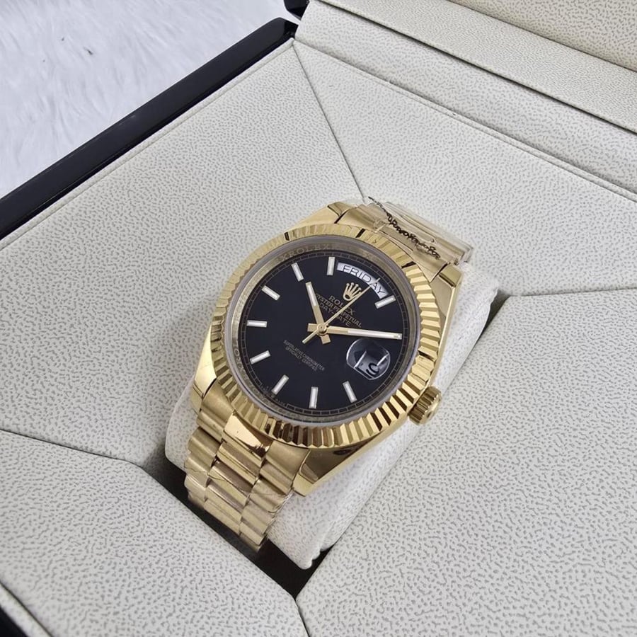 ساعة يد فاخرة Rolex Day-Date