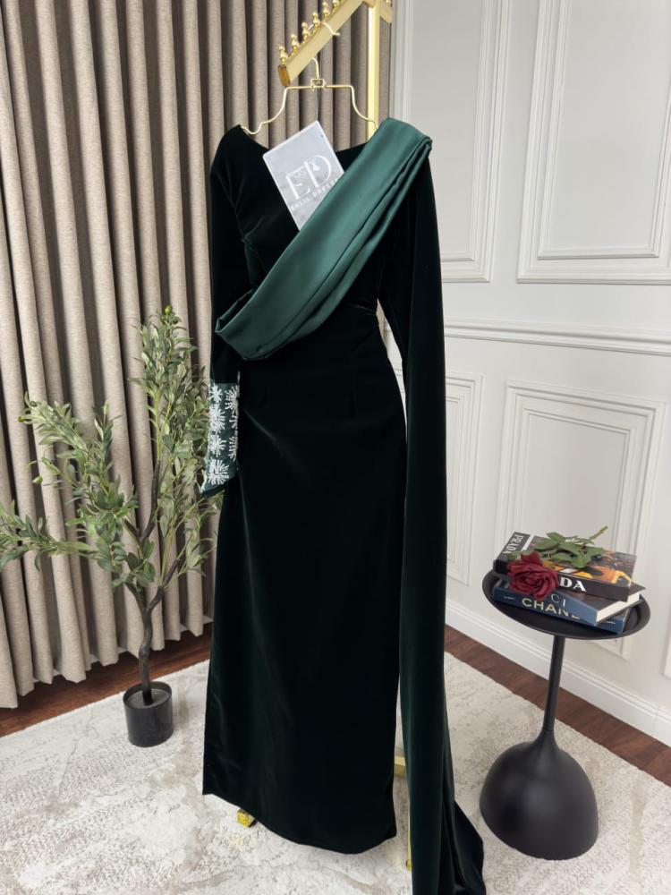 فستان سهرة لإطلالة خلابه وباهرة
