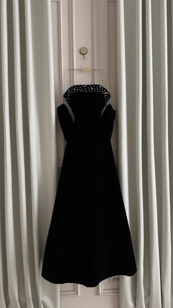 فستان سهرة مخمل جوخ A-Line مطرّز