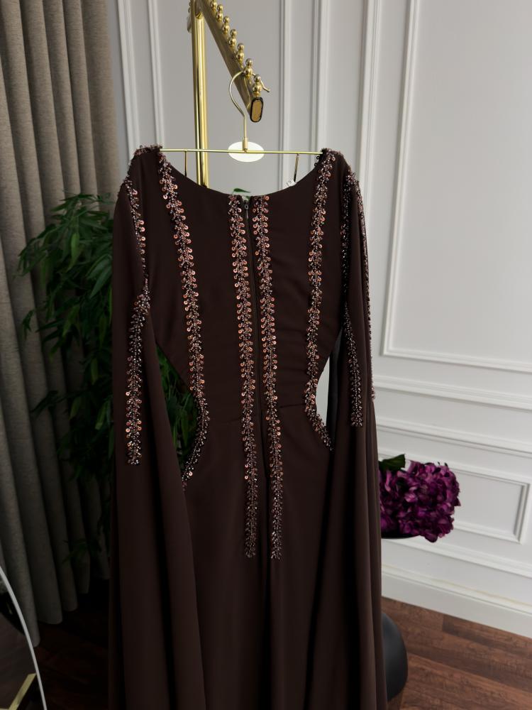 فستان شموخ