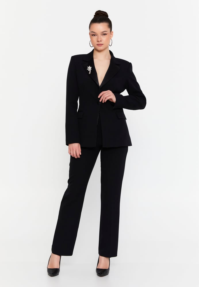 SUIT-EXP80052