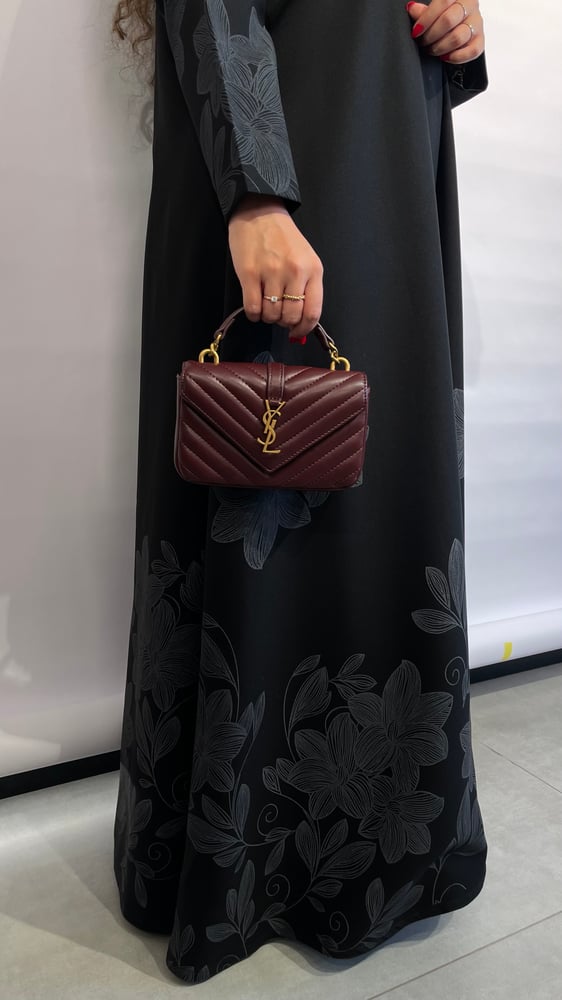 عباية ورد