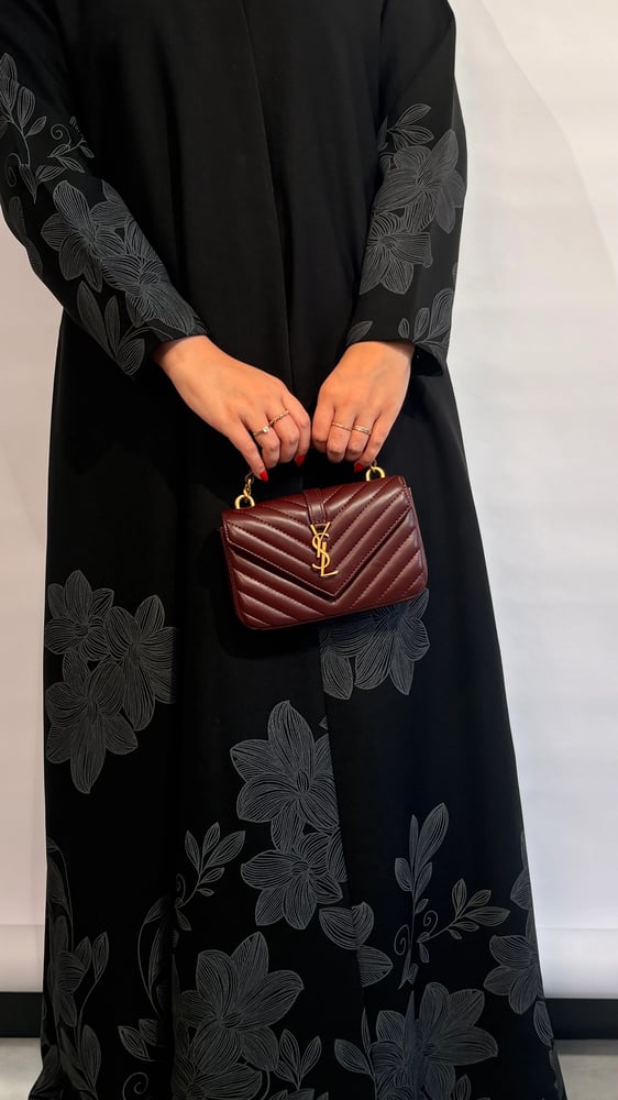 عباية ورد