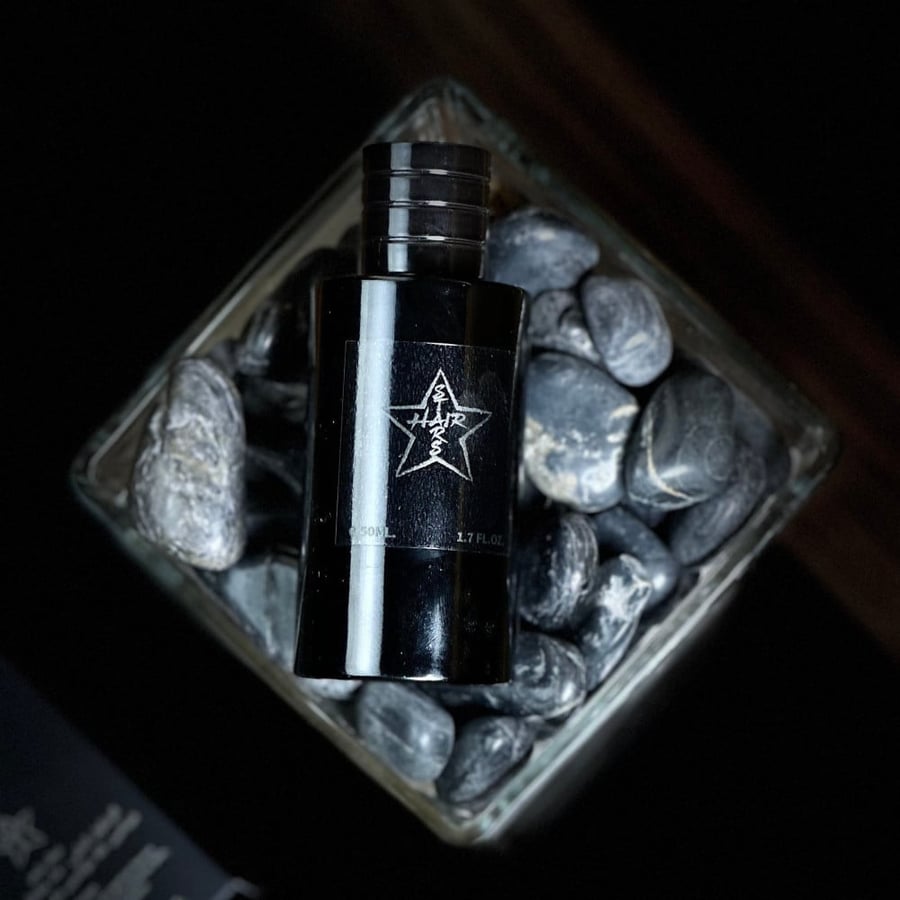 عطر شعر مميز بالثبات