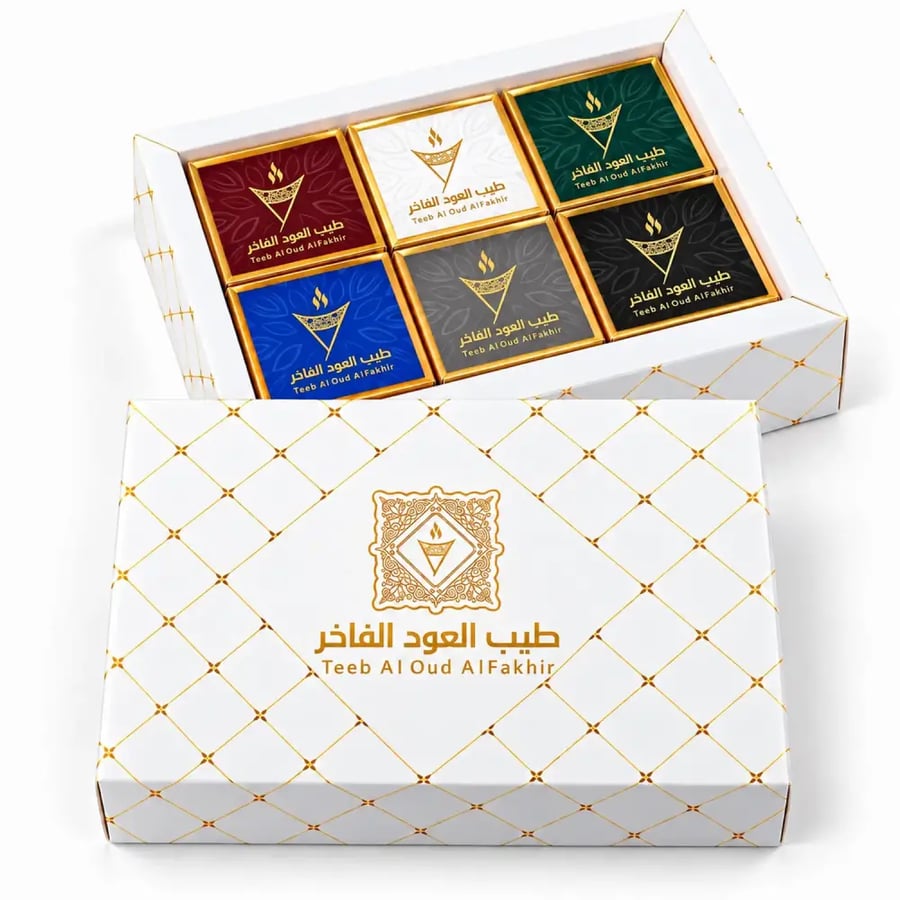 الواجهة العلوية لمجموعة البوكسات الملونة داخل العلبة