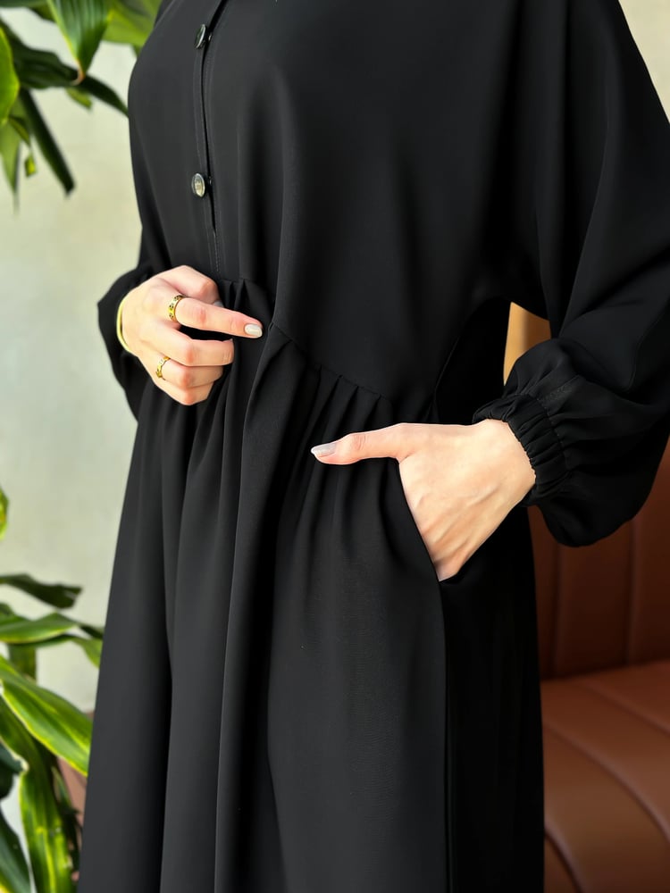 Abaya with gathered sleeves / D90
