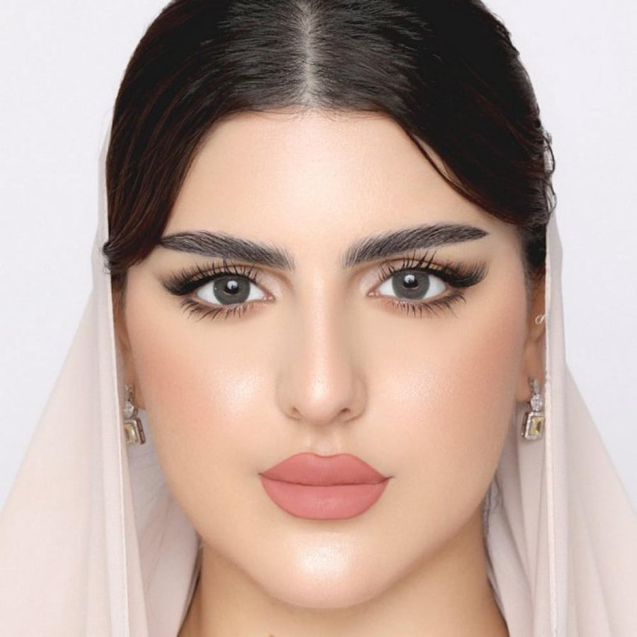 عدسات ليناس اقيت Linas Agate