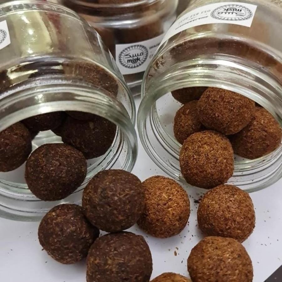 المعمول البخور الدخون البيشي الملكي