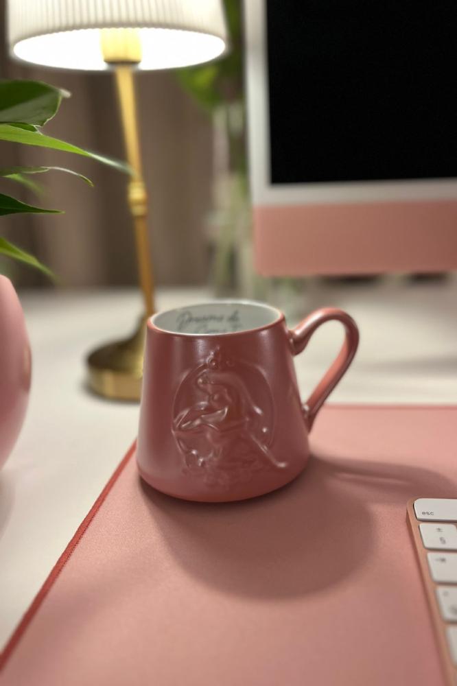 A cup of twilight