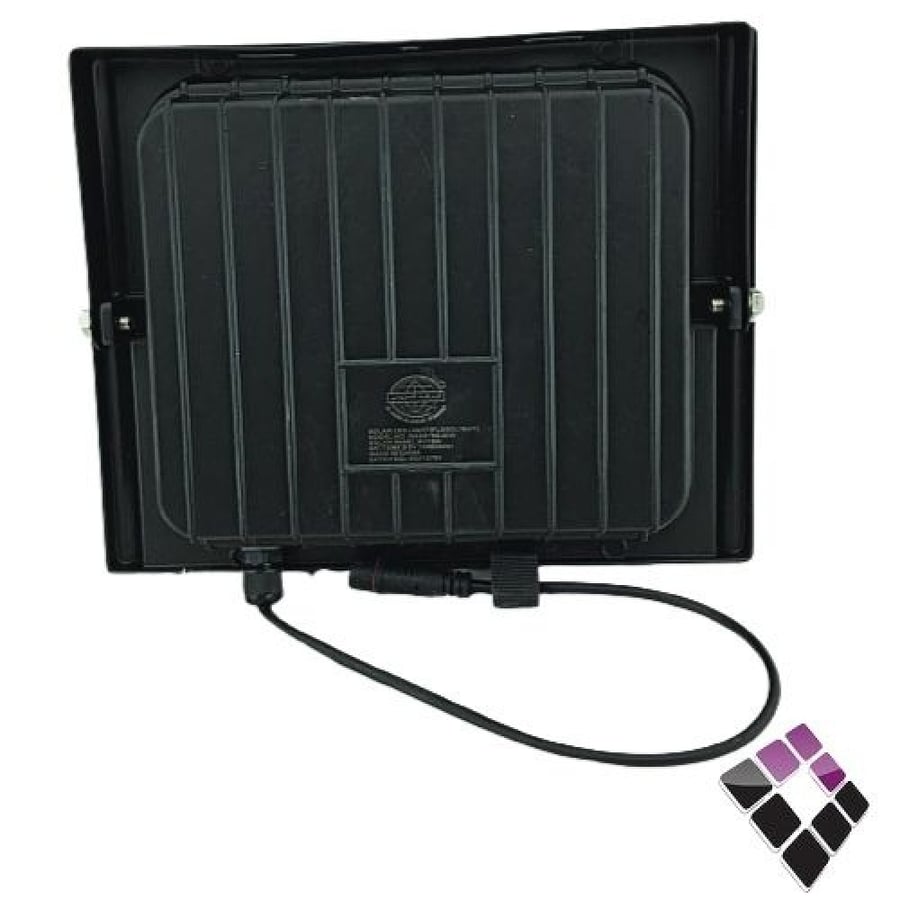كشاف كوبس خارجي LED على الطاقة الشمسية AL RAED AL ARABI الرائد مع ريموت إضاءة أبيض 40W رقم RAC2102