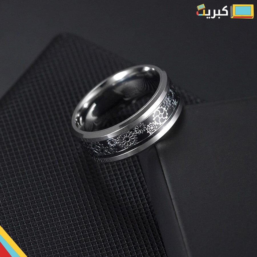 خاتم فضي بنقشه سوداء