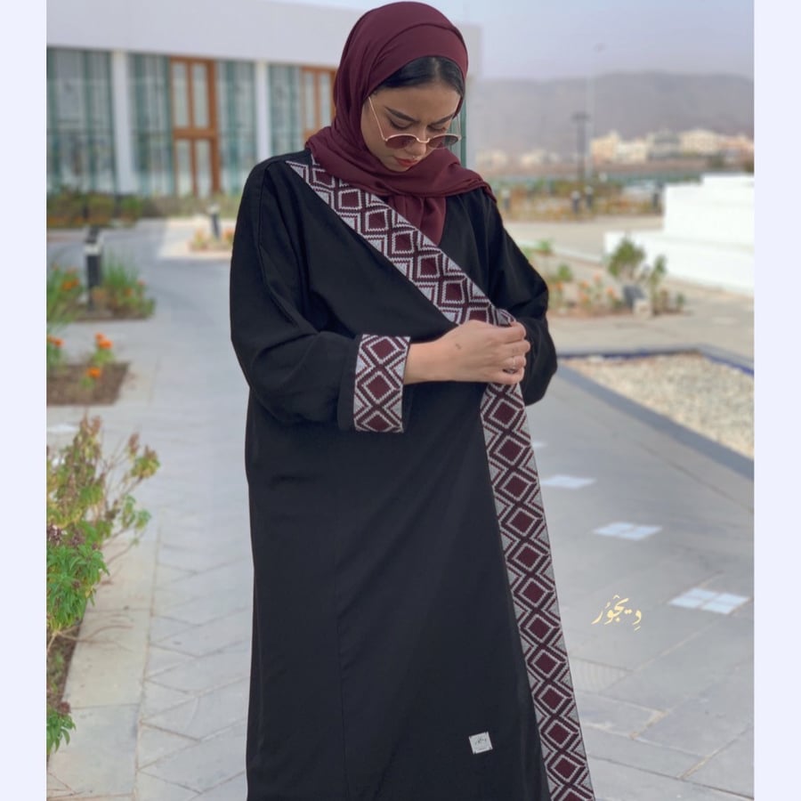 عباية بتطريز عودي #010