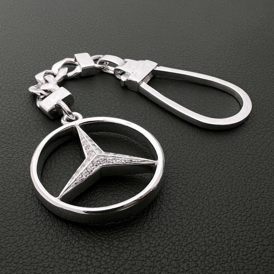 Car logos medal