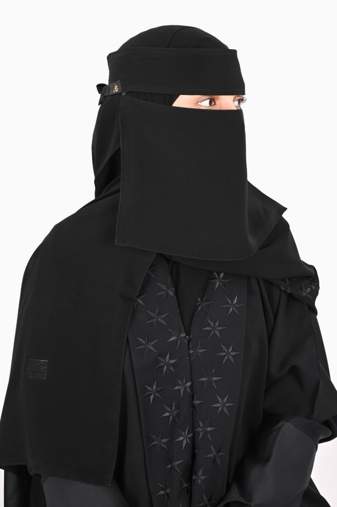 نقاب ببطانة حرير مطاط