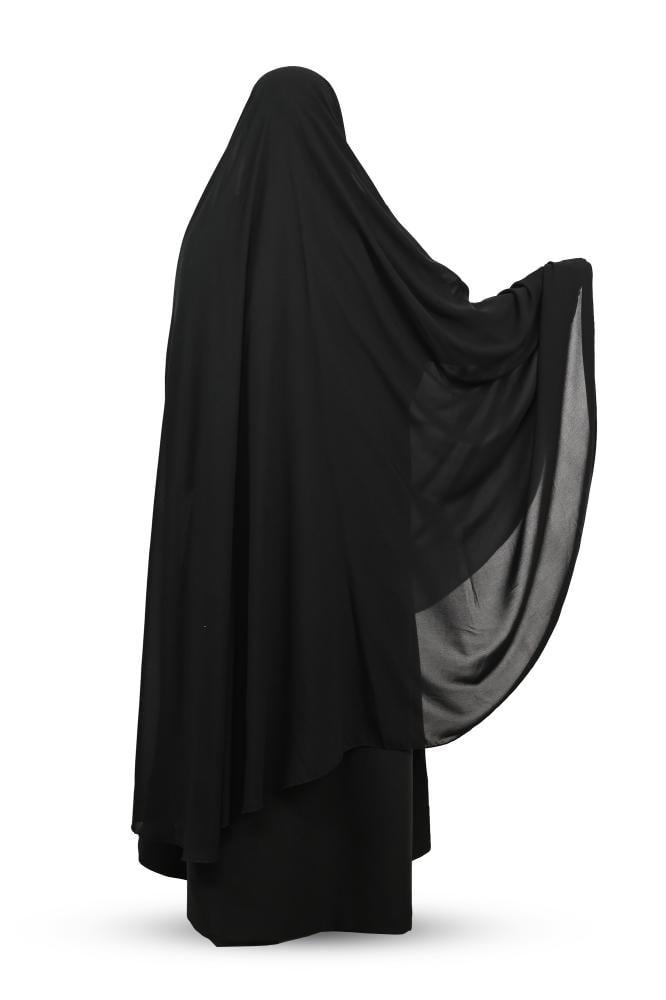 خمار مع النقاب