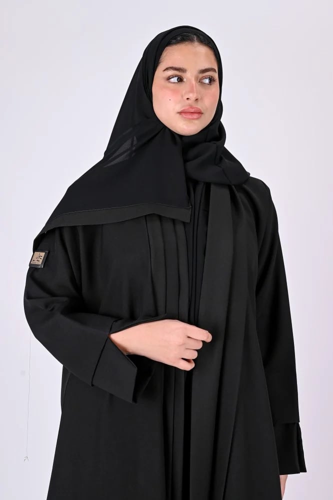 عباية كريب بكسرات من الامام