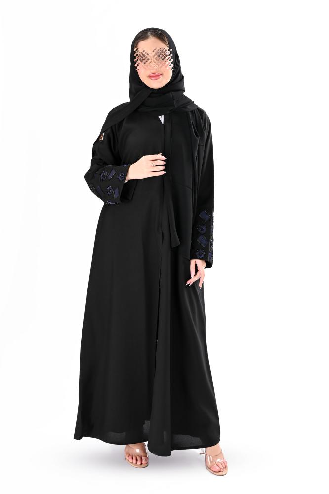عباية كريب بتطريز يدوي بلون كحلي