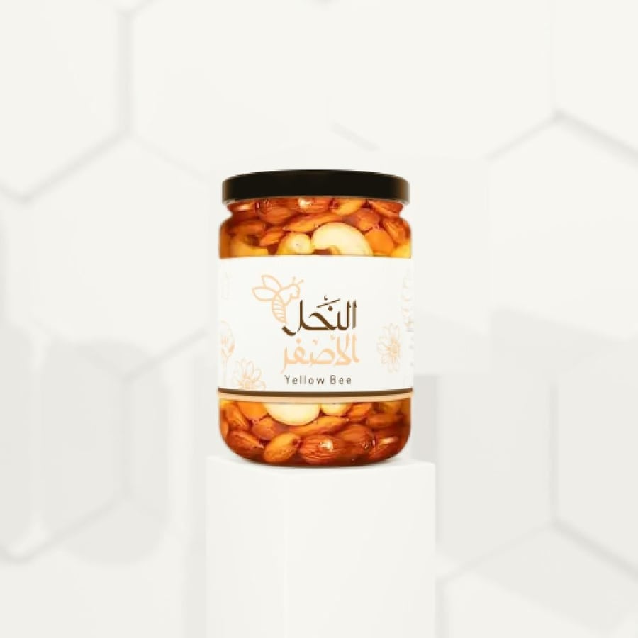عسل بالمكسرات