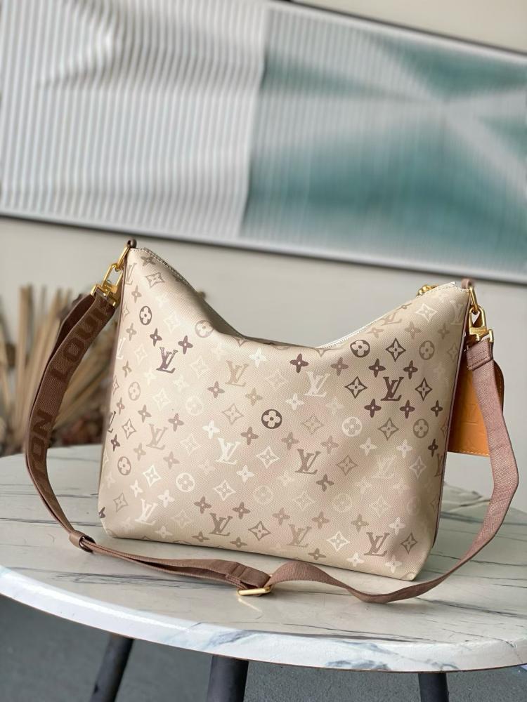 حقيبة لويس فيتون Apricot Blossom Vagabond Hobo PM