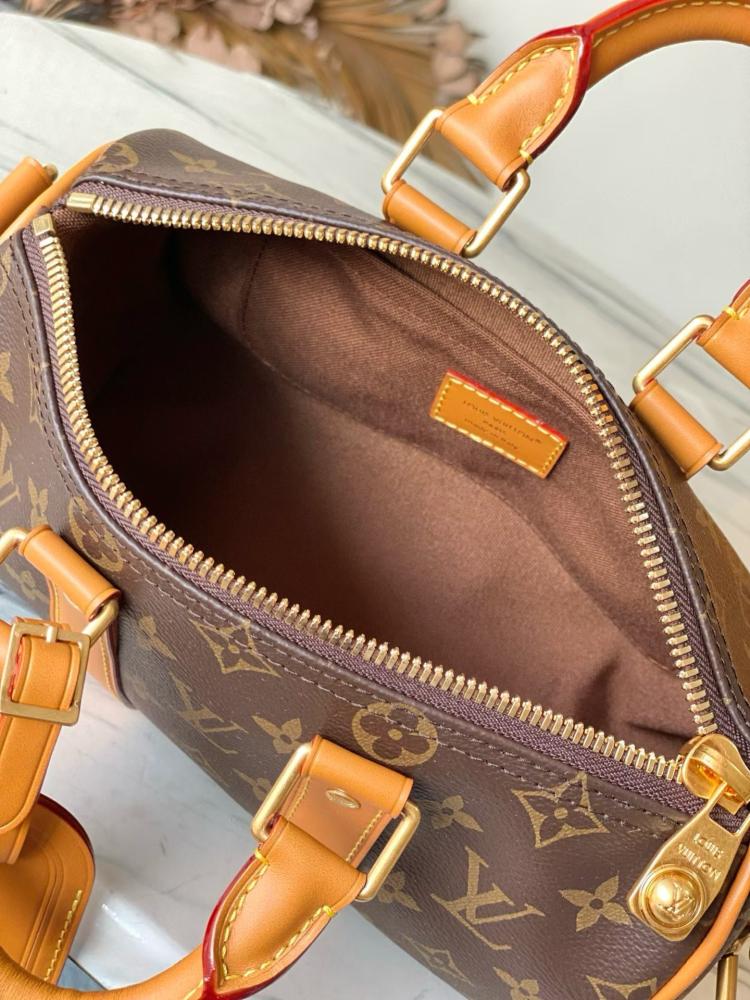 حقيبة لويس فيتون Keepall Bandoulière 25