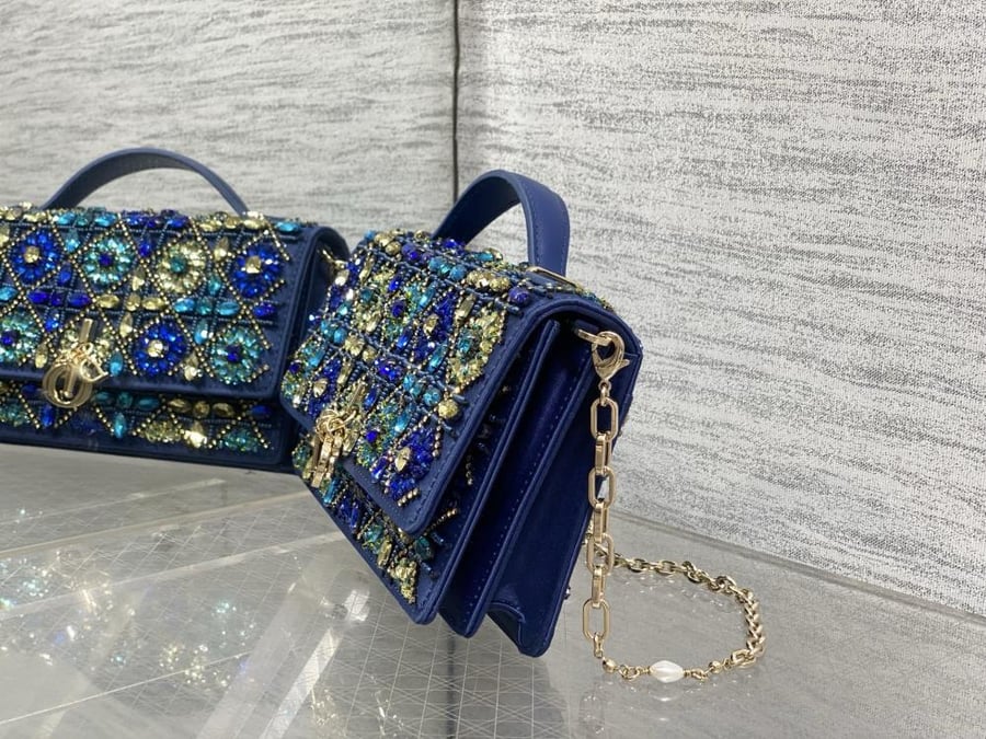 حقيبة Miss Dior