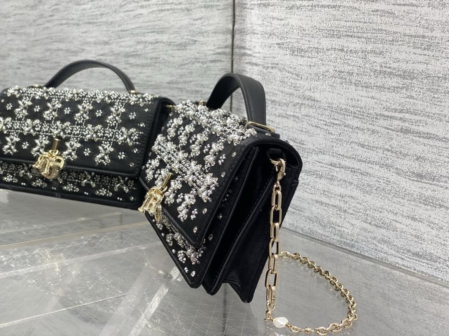 حقيبة Miss Dior