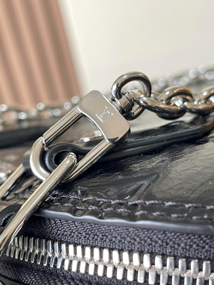 حقيبة لويس فيتون يد ألما بي بي