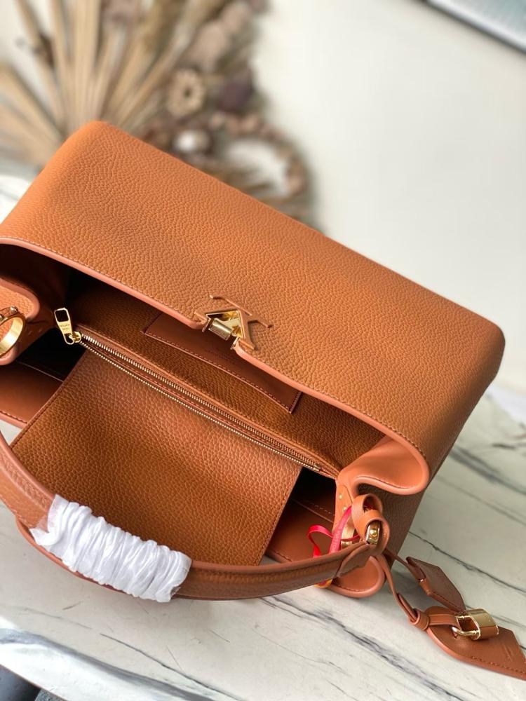 حقيبة لويس فيتون LV Capucines