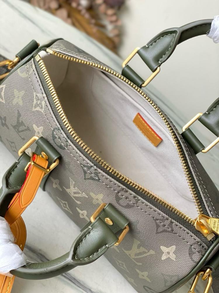 حقيبة لويس فيتون Keepall Bandoulière 25