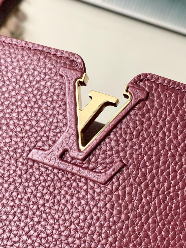حقيبة لويس فيتون LV Capucines