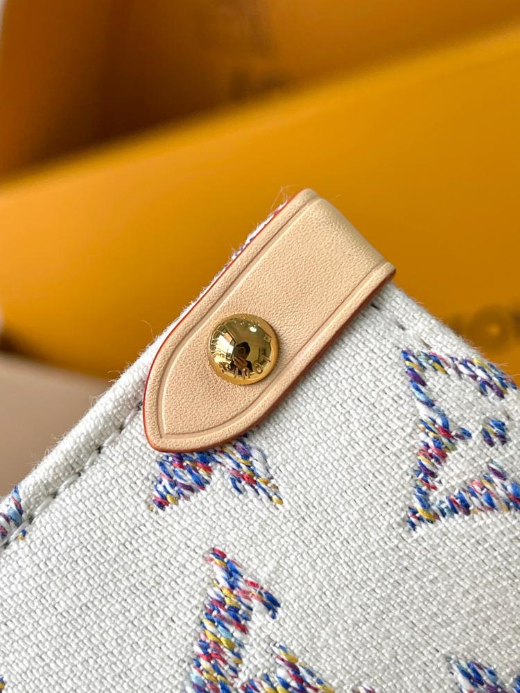 حقيبة لويس فيتون OnTheGo MM