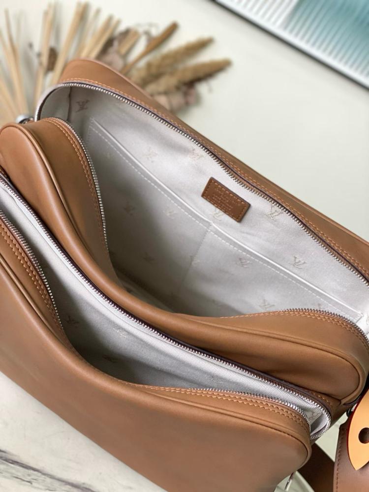حقيبة لويس فيتون LV Blason