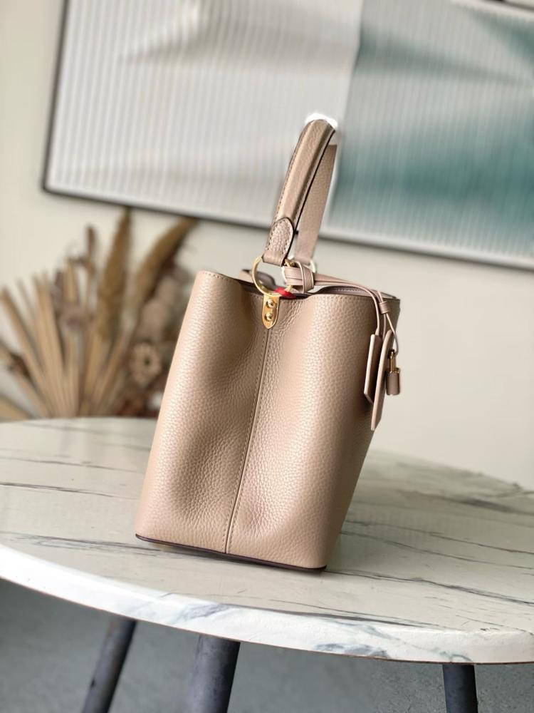 حقيبة لويس فيتون LV Capucines
