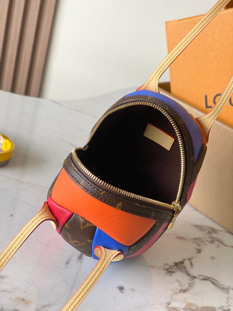 حقيبة لويس فيتون يد ACE BAG