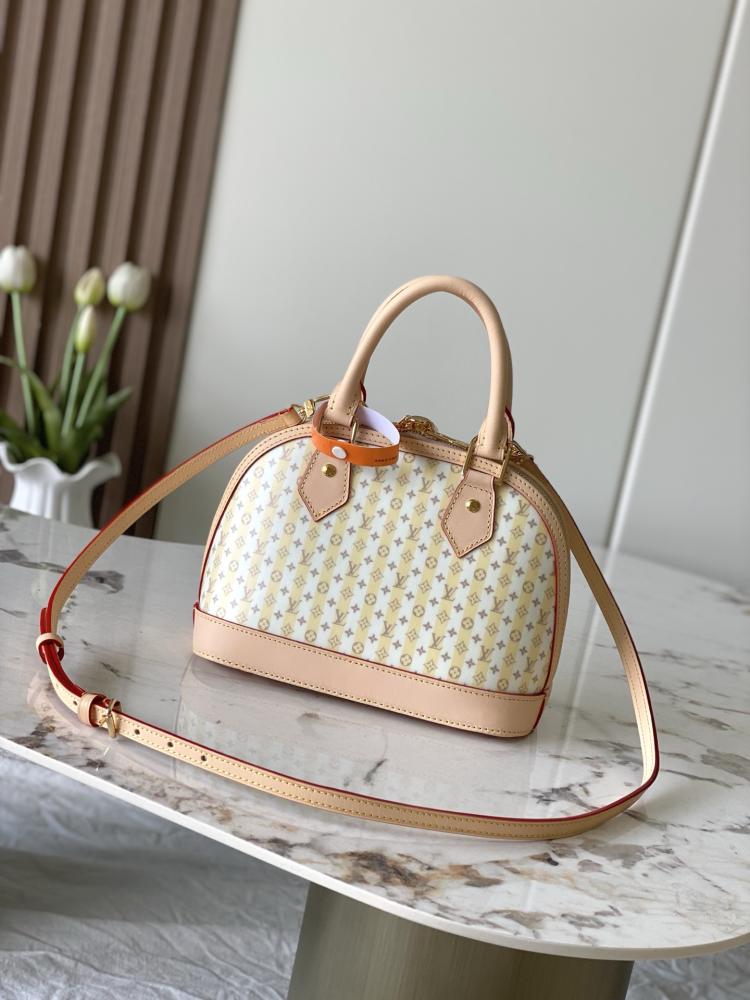 حقيبة لويس فيتون LV Stamp Alma BB