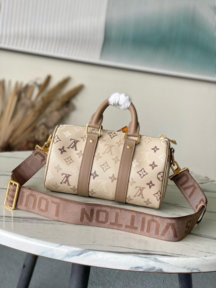 حقيبة لويس فيتون Keepall Bandoulière 25