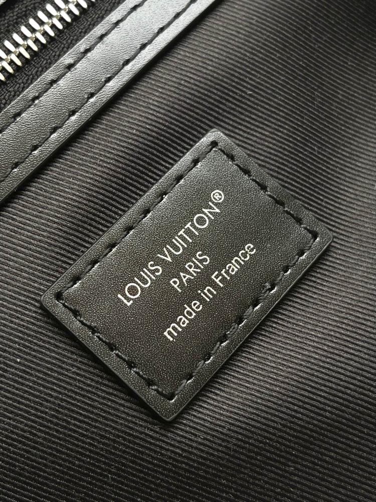 حقيبة لويس فيتون يد LV METIS